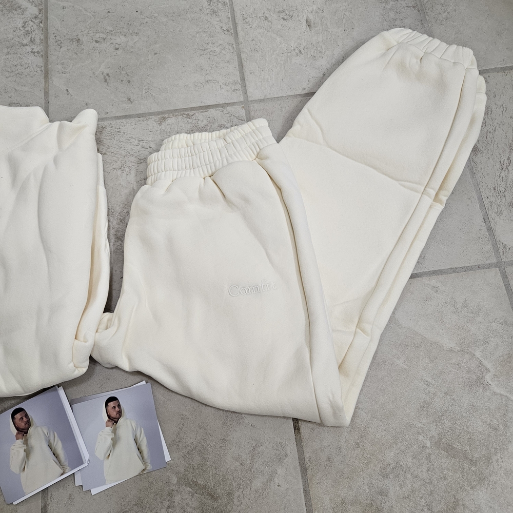 Butter Yellow Hooded Sweatshirt & Joggers Set - Medium/small - Picture 3 of 11